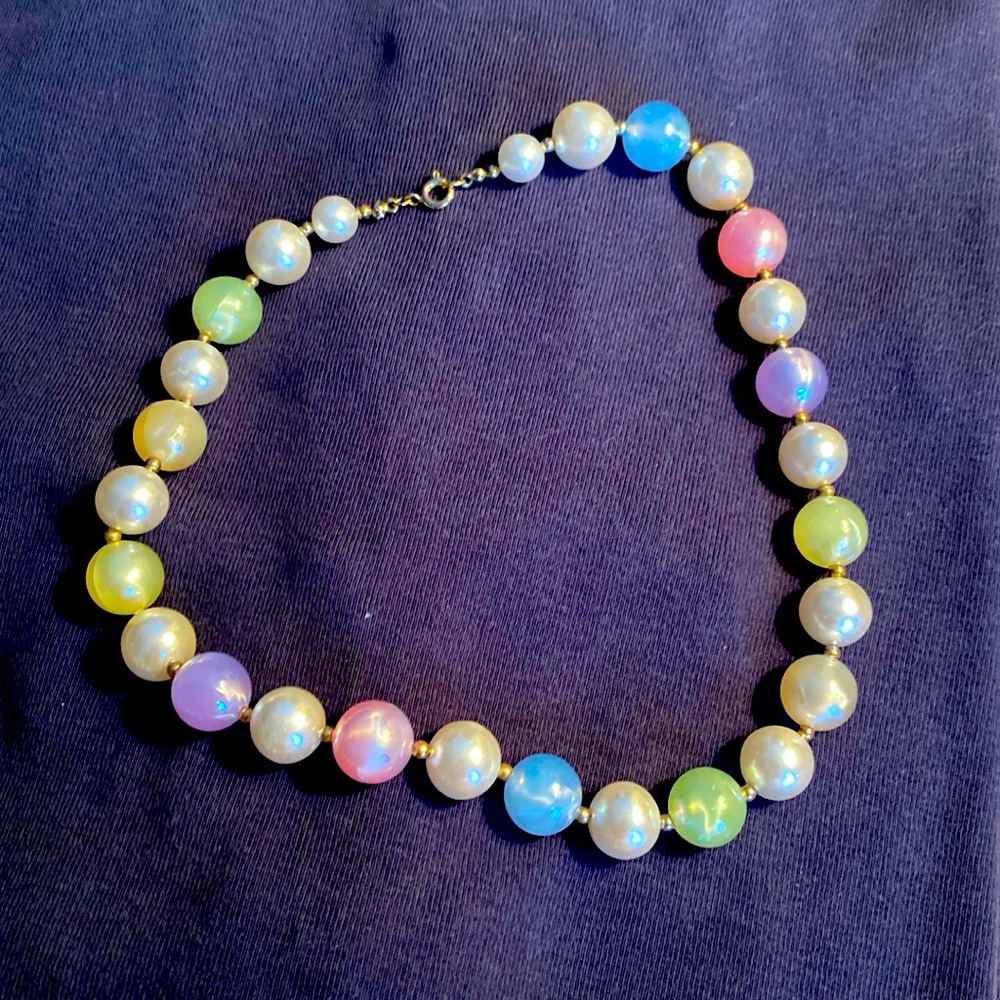 Vintage pearl necklace